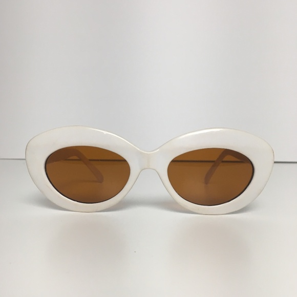 Vintage Accessories - Blublocker vintage white diva sunglasses